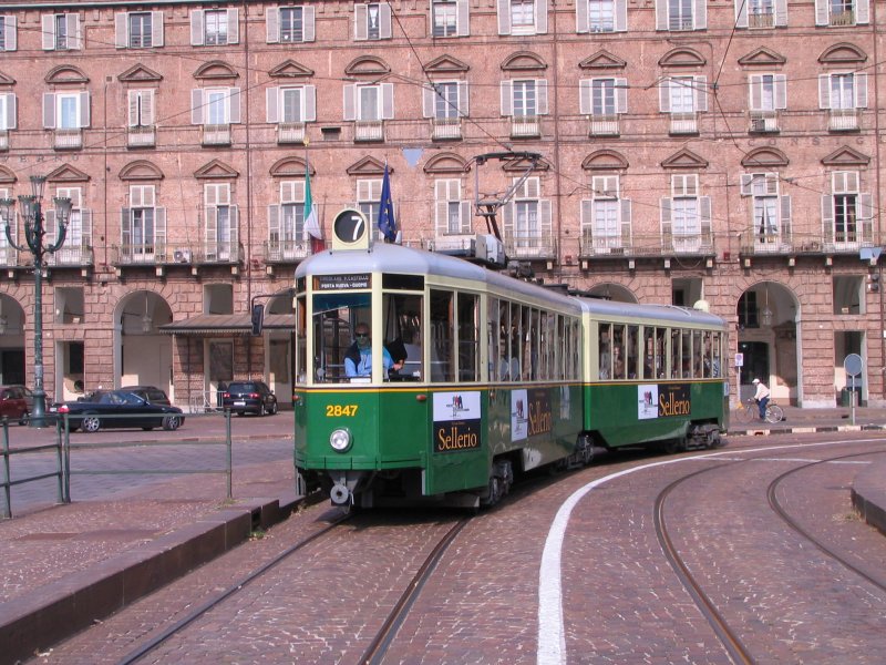 Line 7 tram