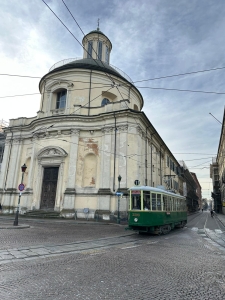 Amare...da morire. Un tram per l'eliminazione della violenza contro le donne