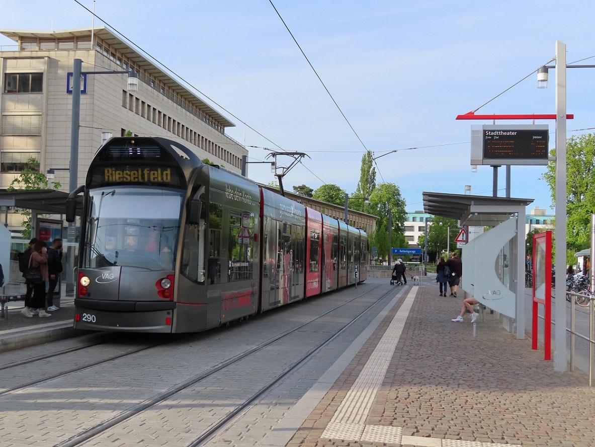 290 bertoldstrabe stadttheater