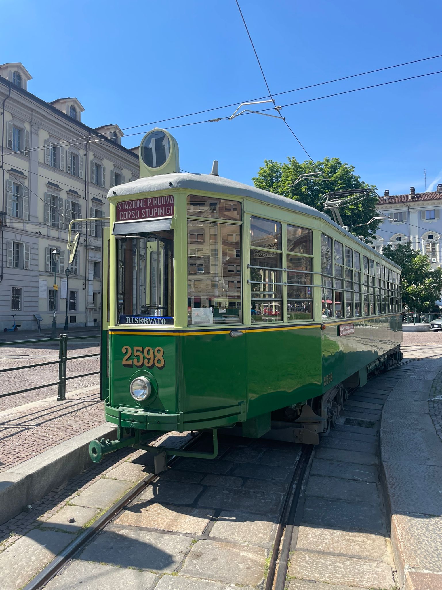 Tram 2598
