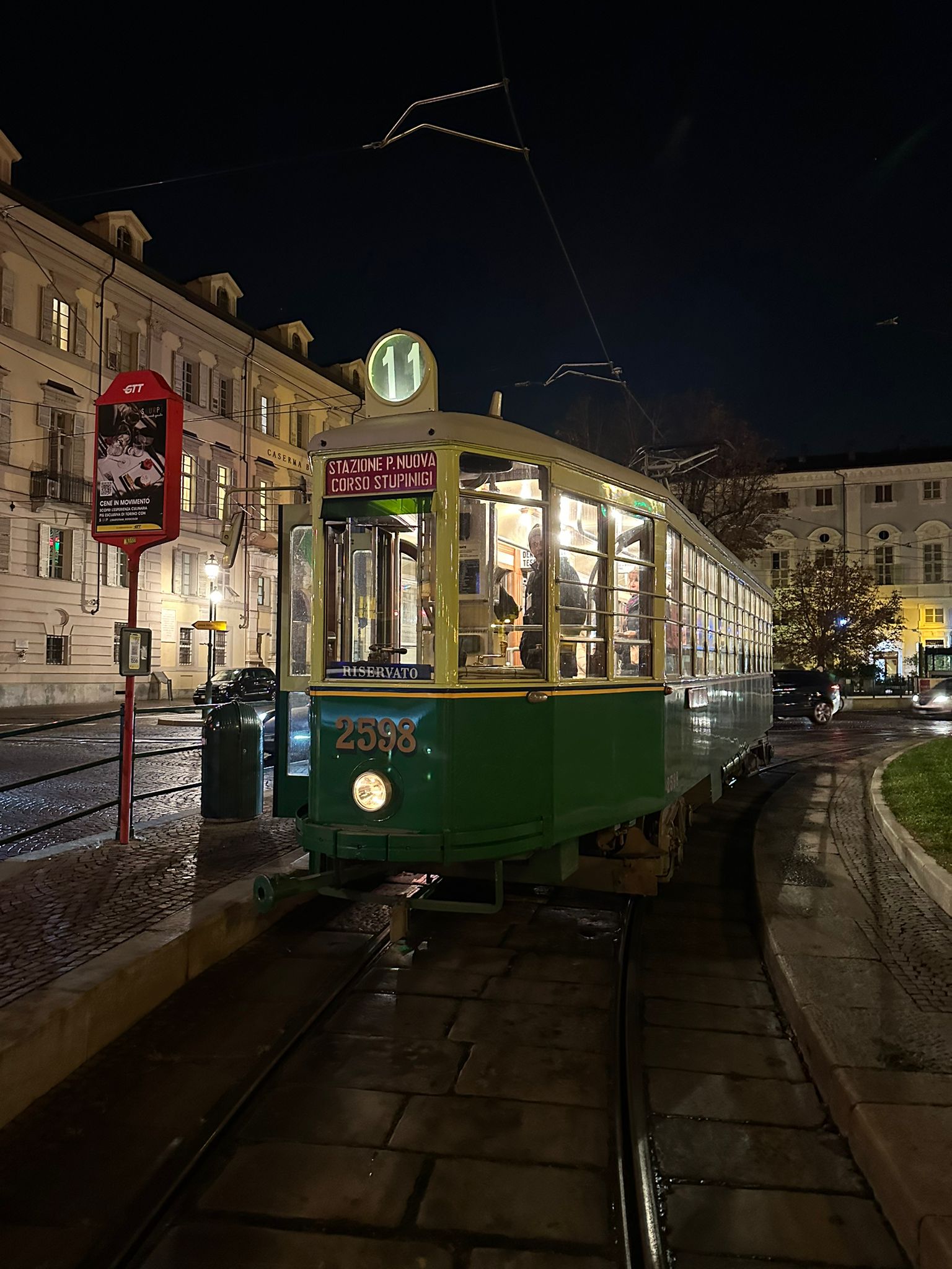 Tram 2598
