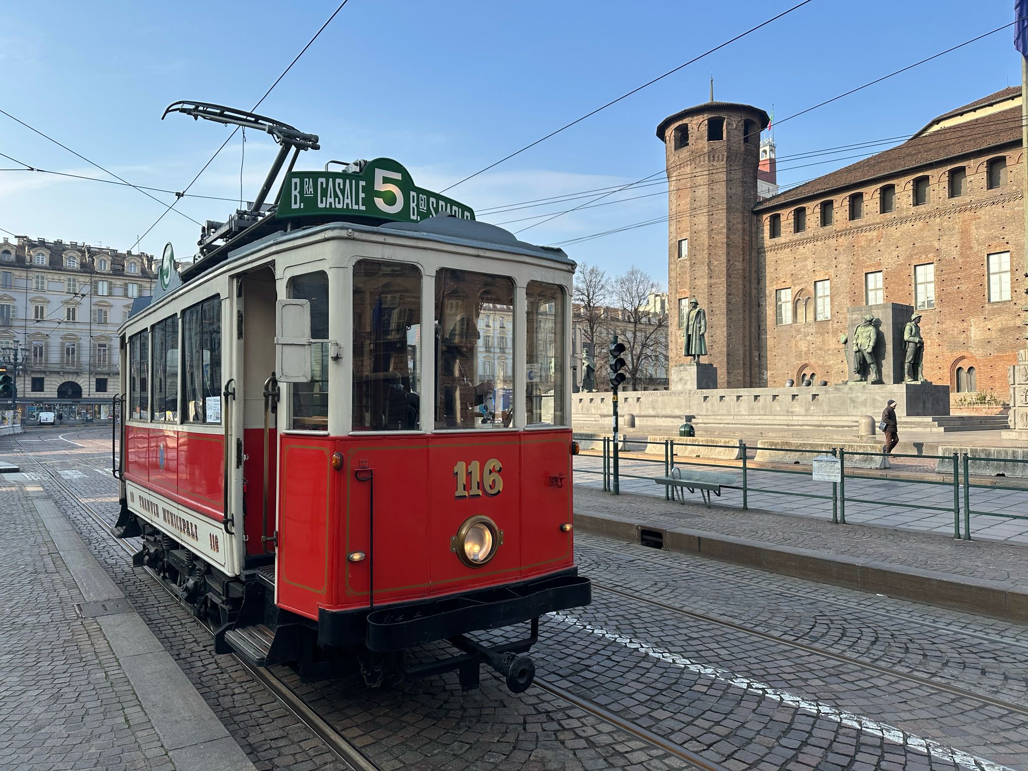 Tram 116