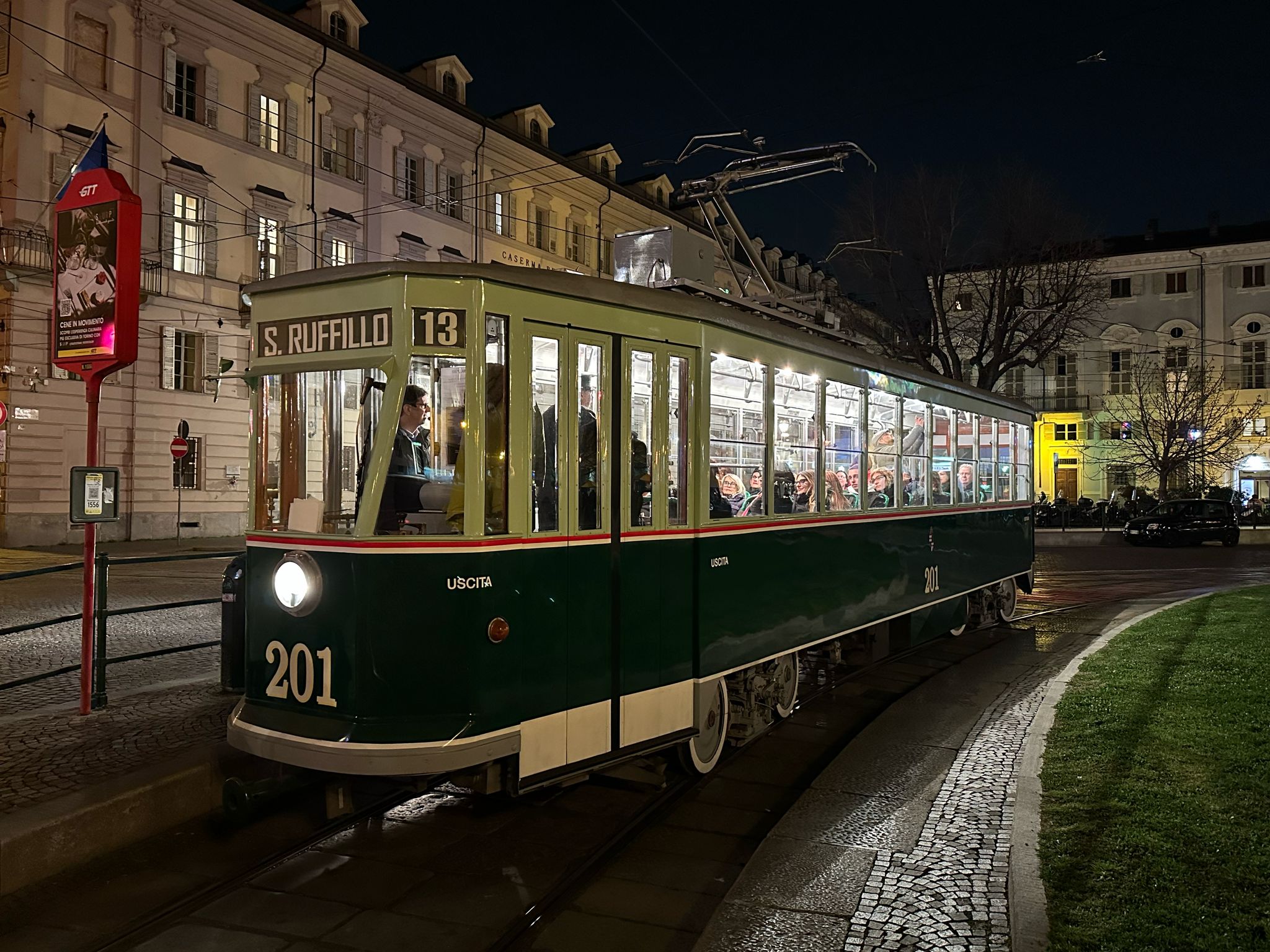 Tram 201