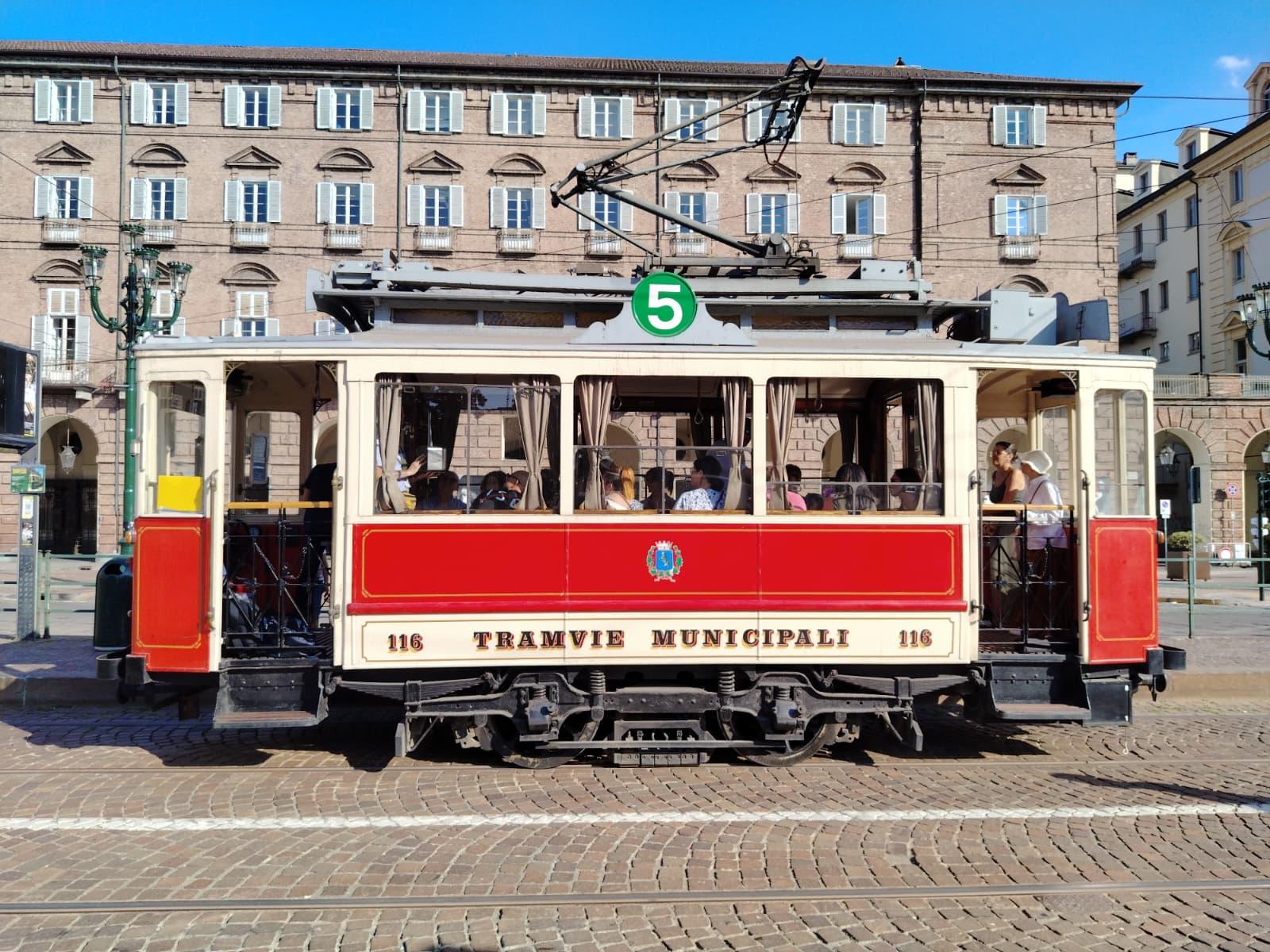 Tram 116