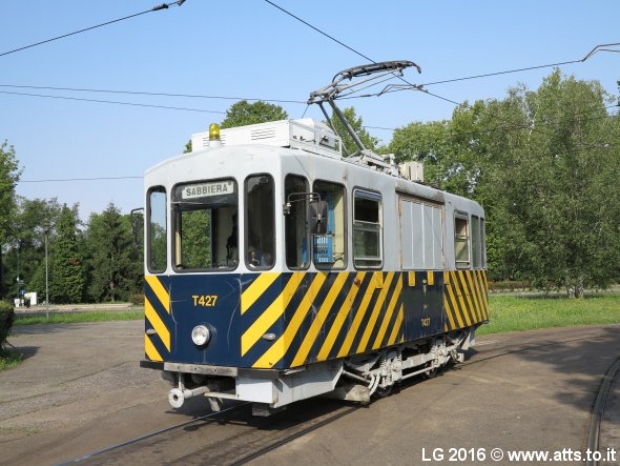 T427