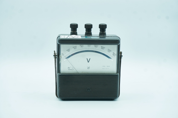 Voltmetro